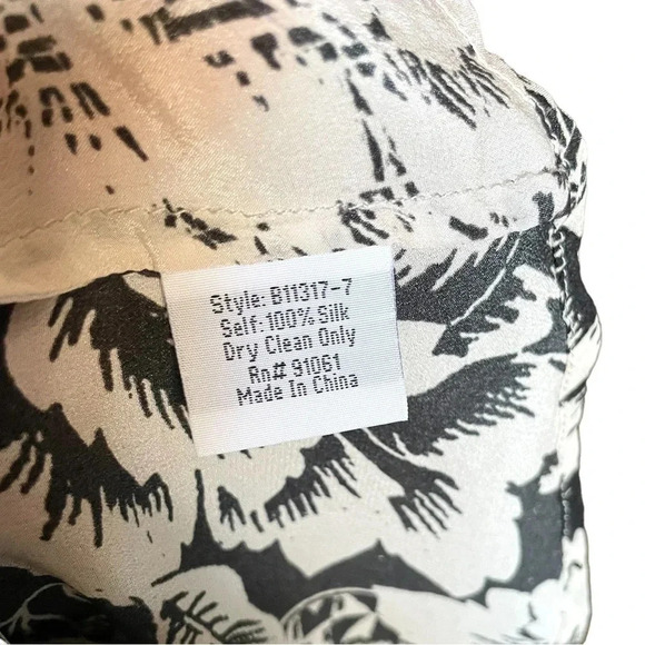 Johnny Was BIYA Floral Embroidered Silk Boho Tunic Blouse - Picture 3 of 6